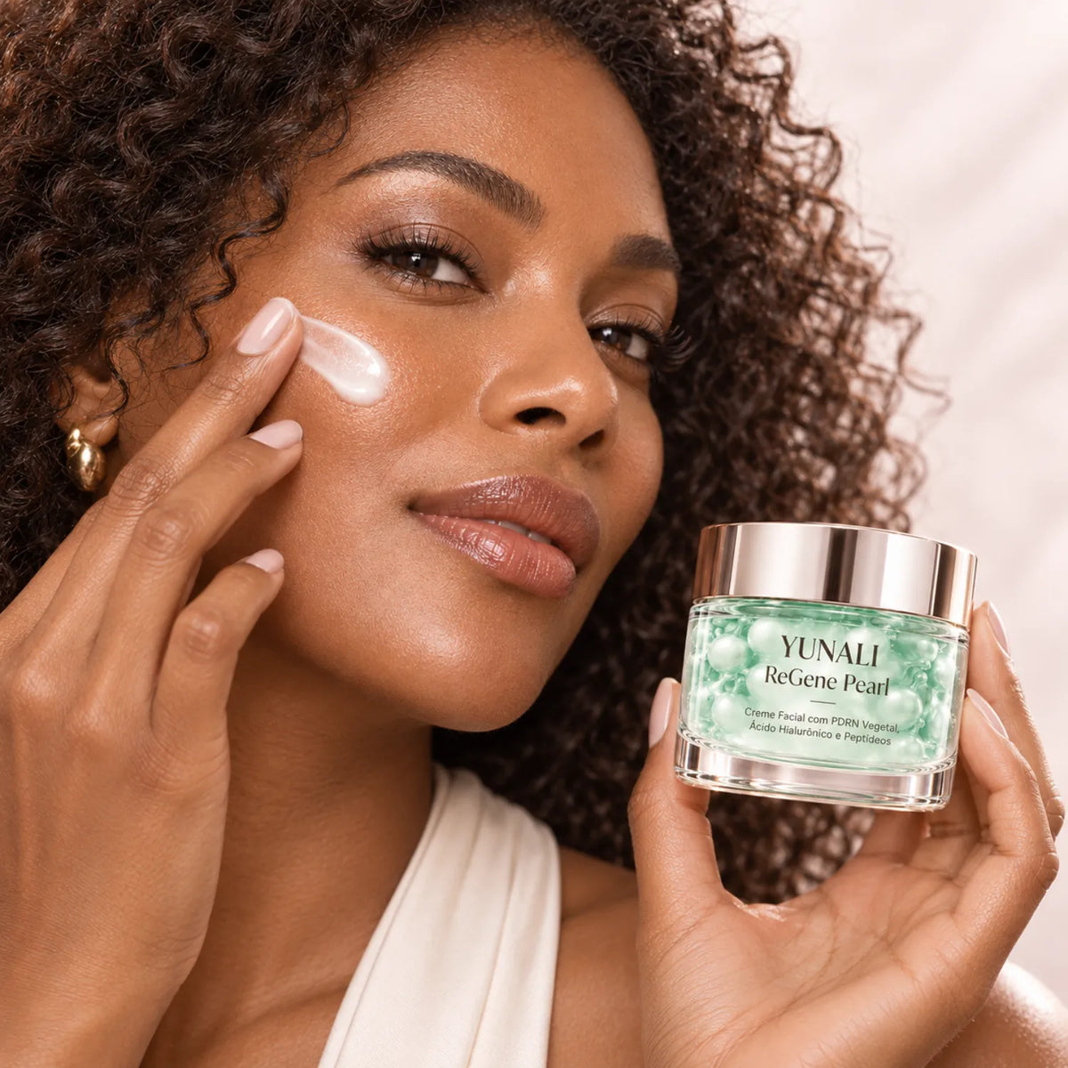 Creme Facial com PDRN Vegetal, Ácido Hialurônico e Peptídeos YUNALI ReGene Pearl