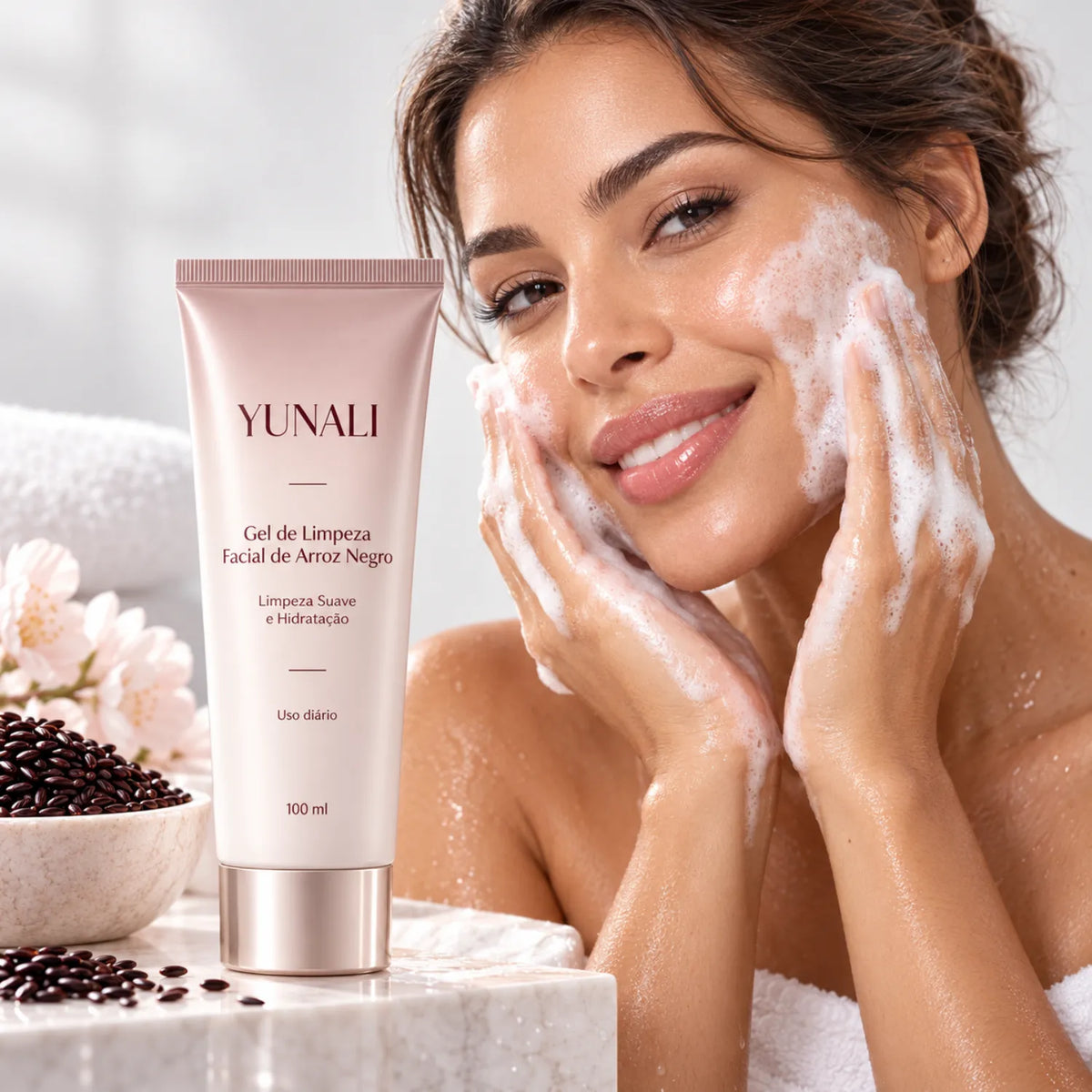 Gel de Limpeza Facial YUNALI — Pele Limpa, Macia e sem Repuxamento